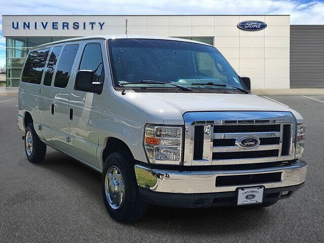 2010 FORD E-350
