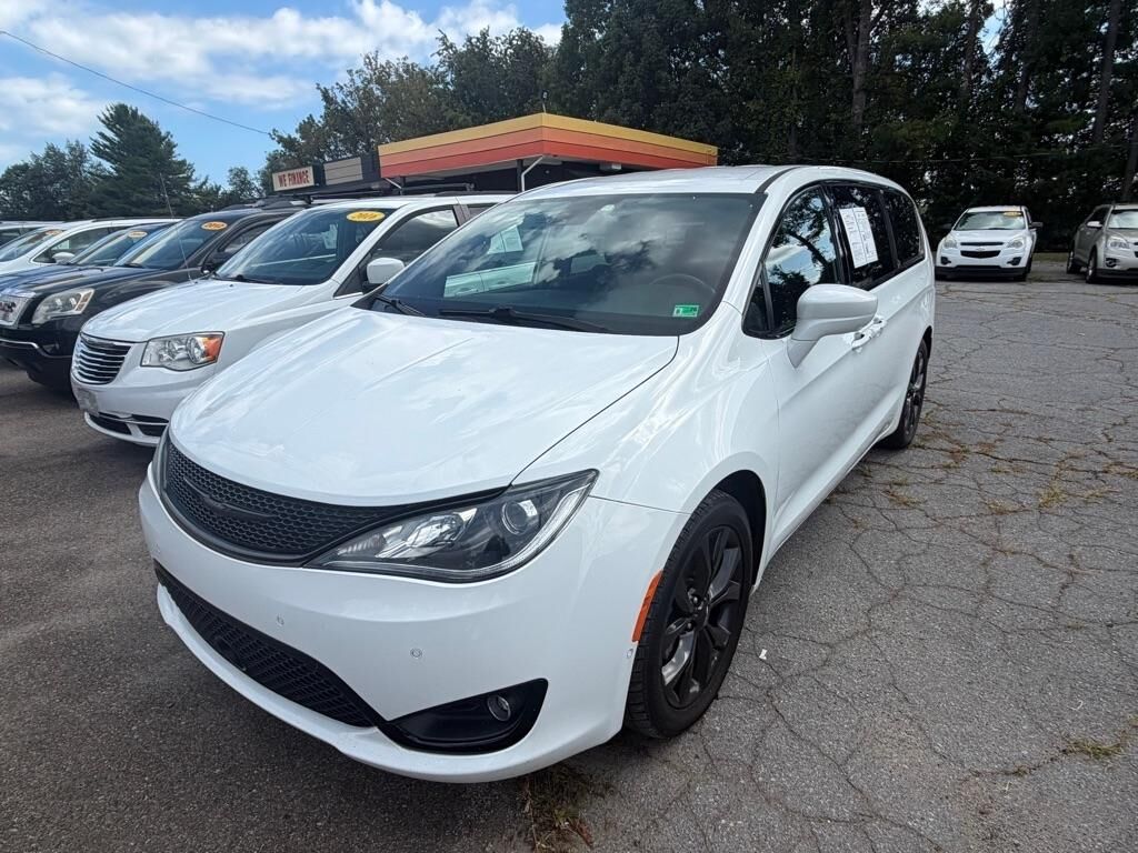 2019 CHRYSLER Pacifica