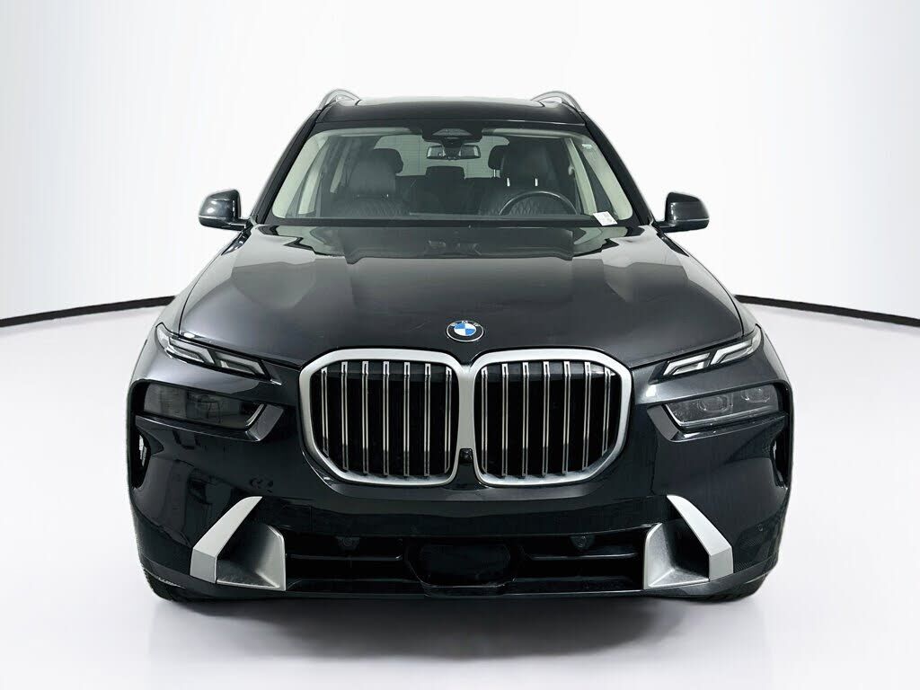 2025 BMW X7
