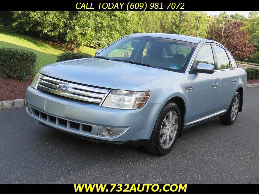 2008 FORD Taurus