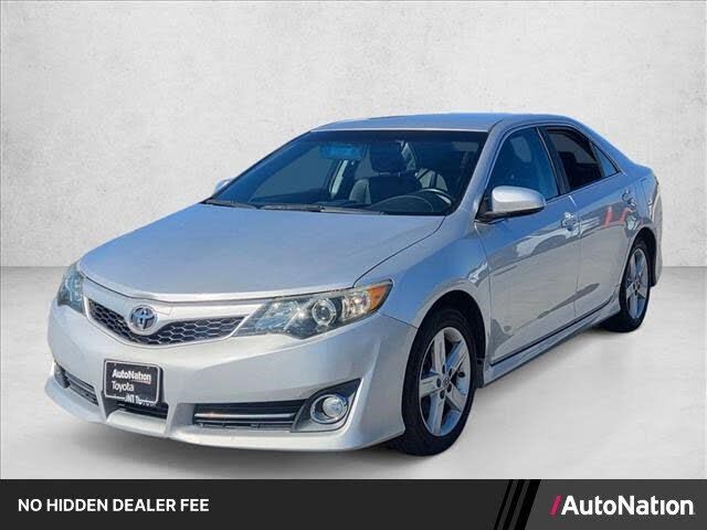 2013 TOYOTA Camry