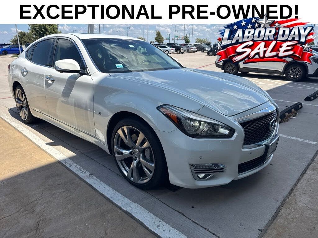 2015 INFINITI Q70