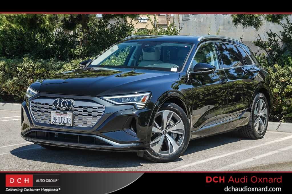 2024 AUDI Q8