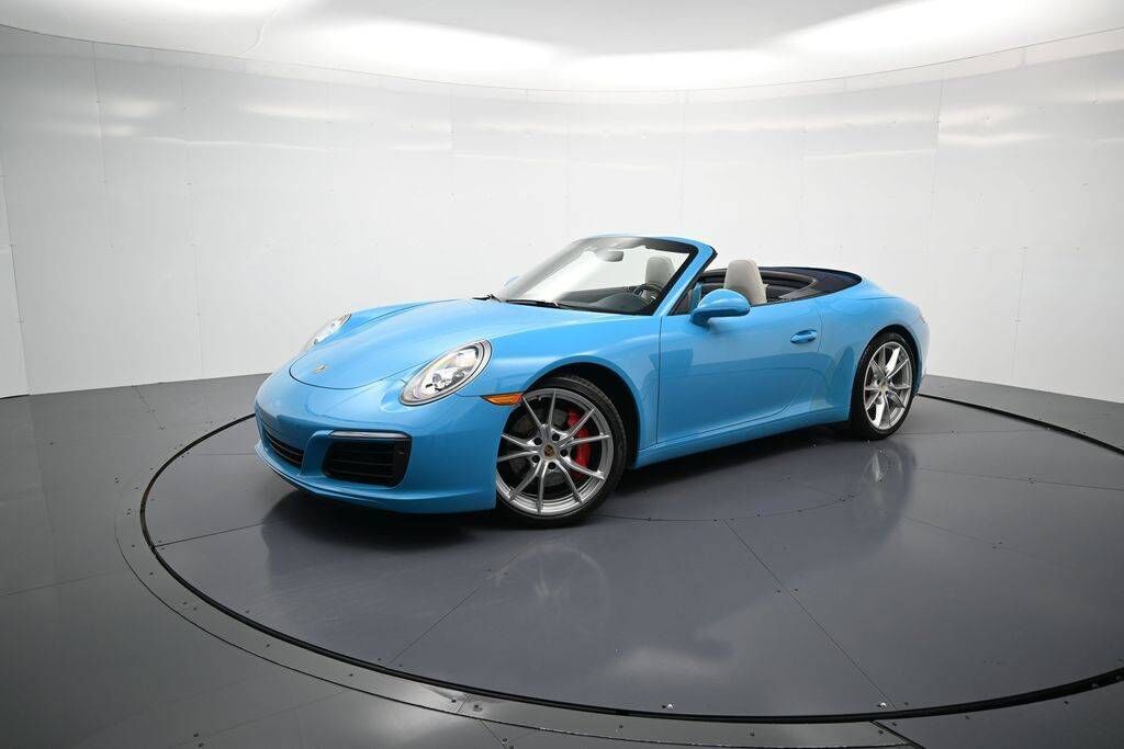 2019 PORSCHE 911