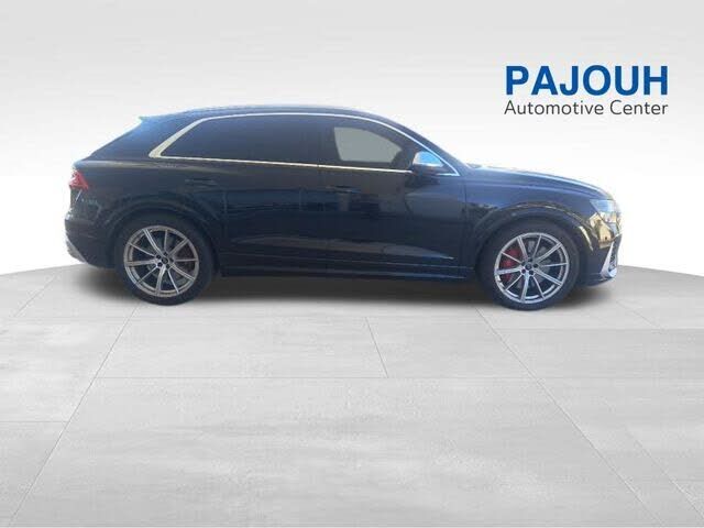 2024 AUDI RS Q8
