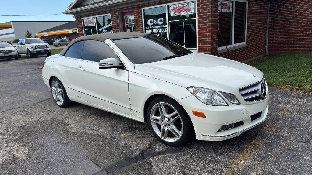 2011 MERCEDES-BENZ E-Class