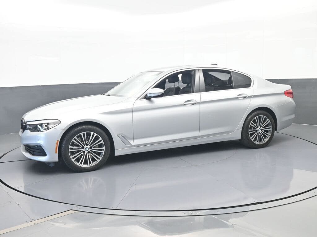 2020 BMW 530i