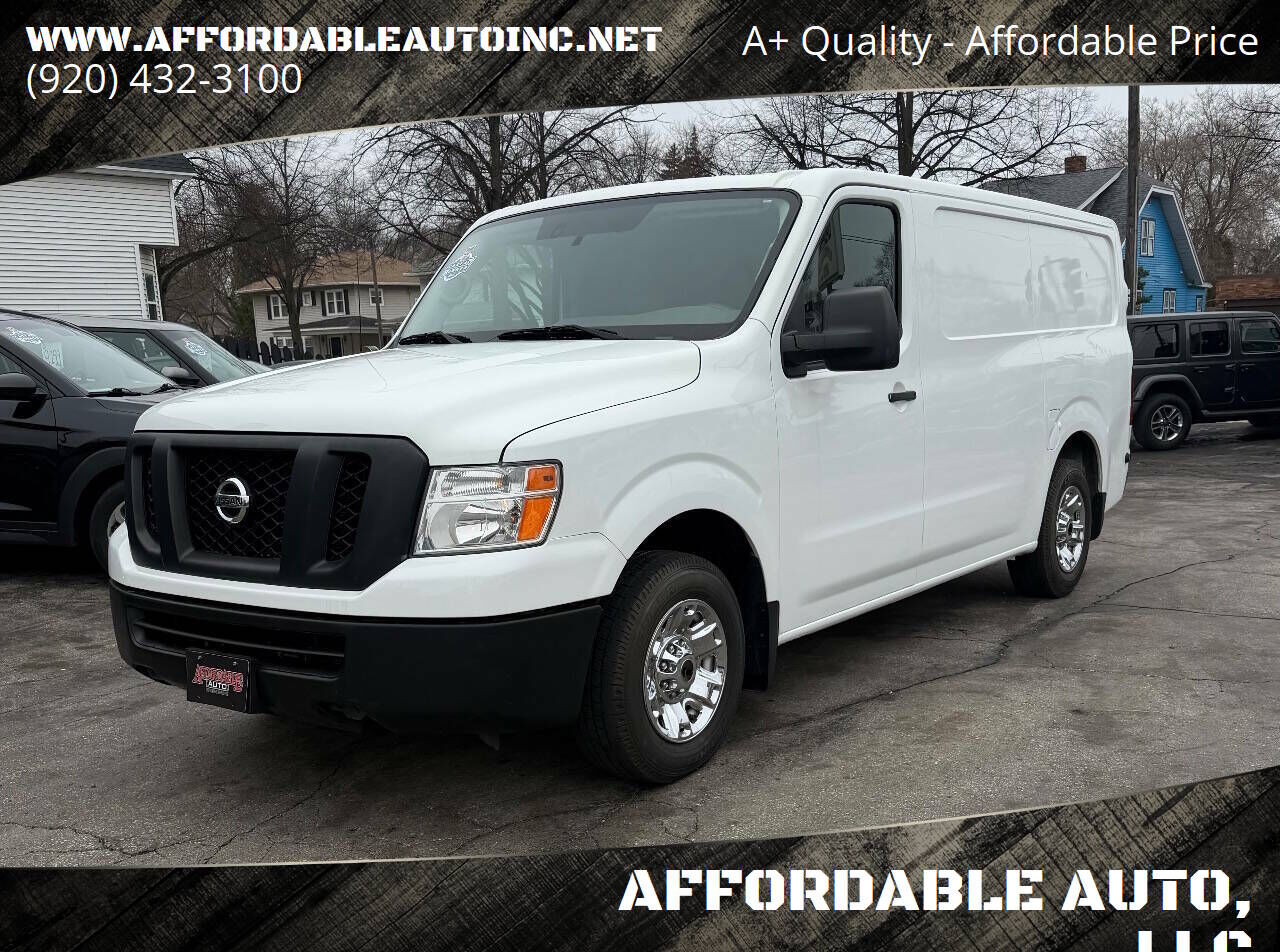 2018 NISSAN NV