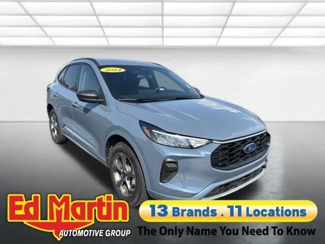 2024 FORD Escape
