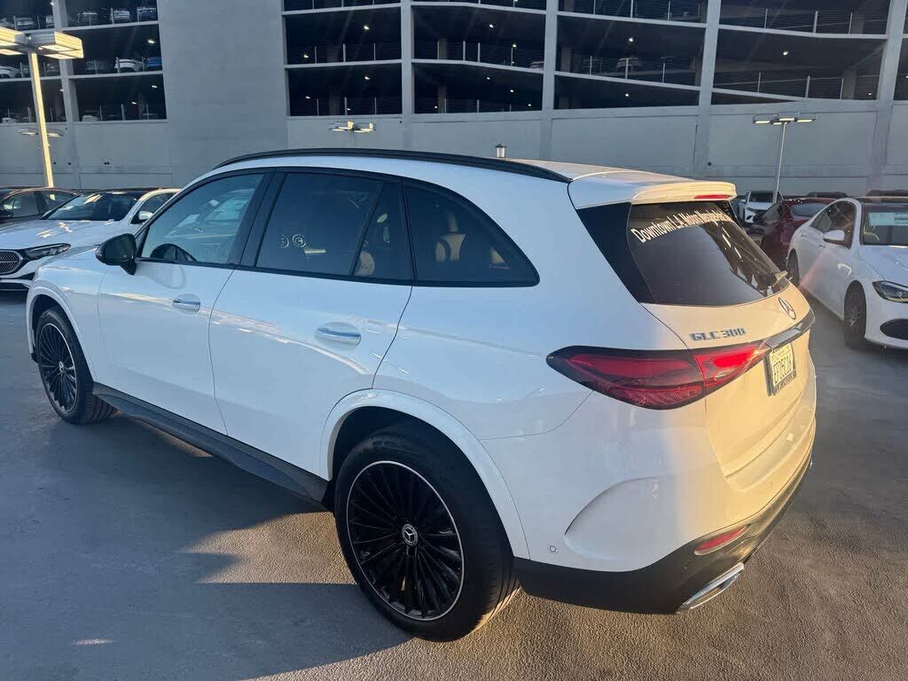 2025 Mercedes-Benz GLC-Class
