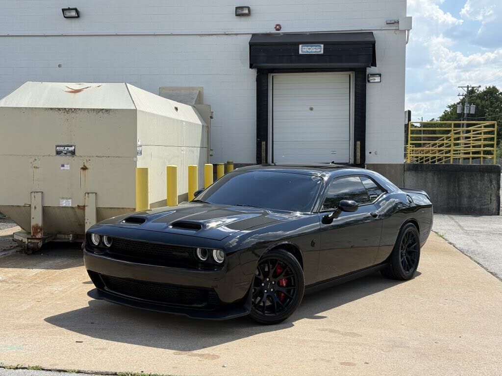 2016 DODGE Challenger