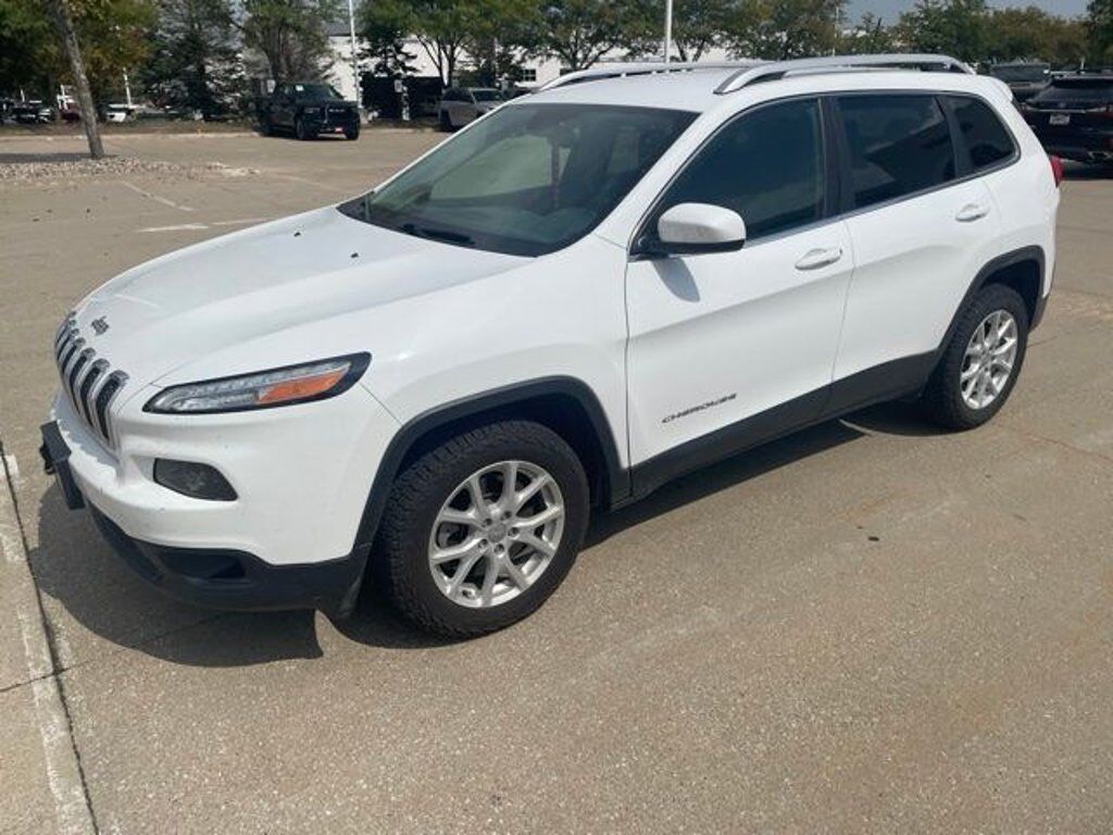 2017 JEEP Cherokee