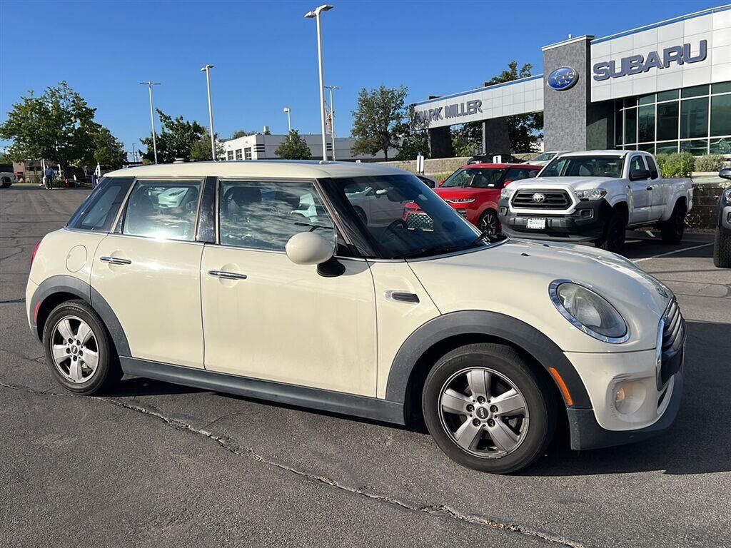 2016 MINI Cooper