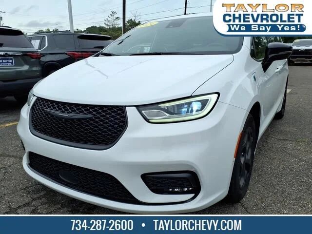 2024 CHRYSLER Pacifica