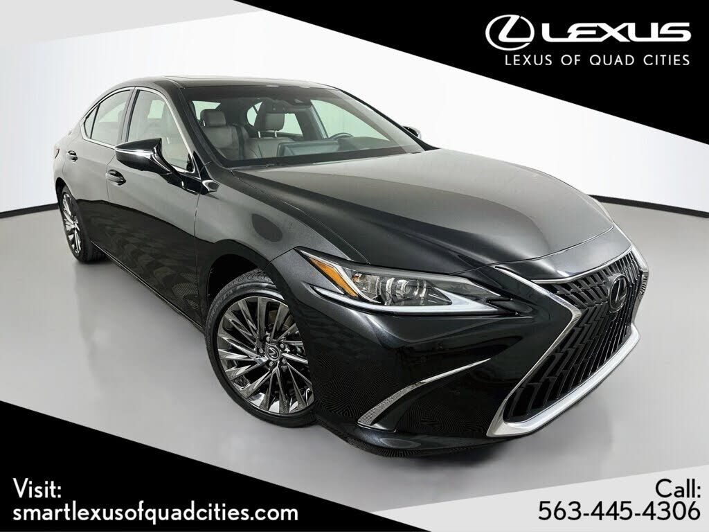 2025 LEXUS ES