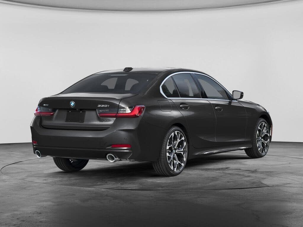 2026 BMW 330i