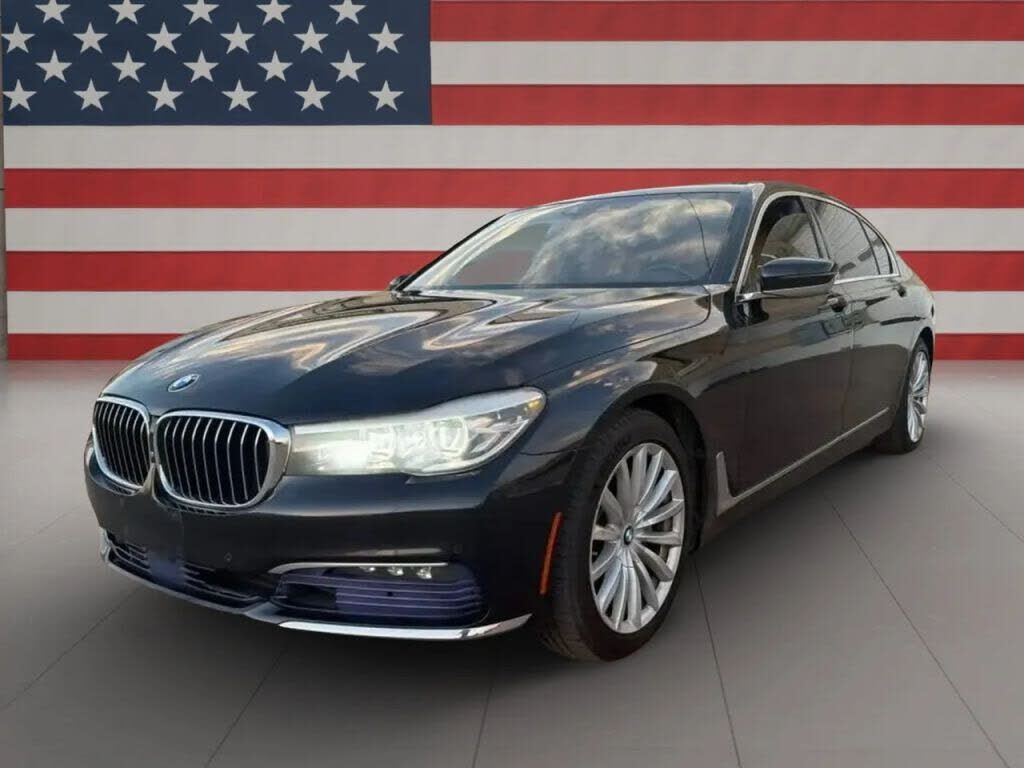 2017 BMW 740i