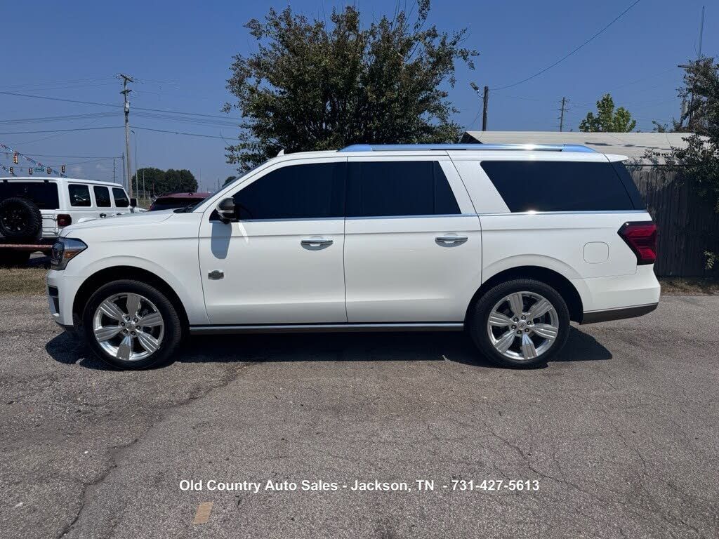 2023 FORD Expedition