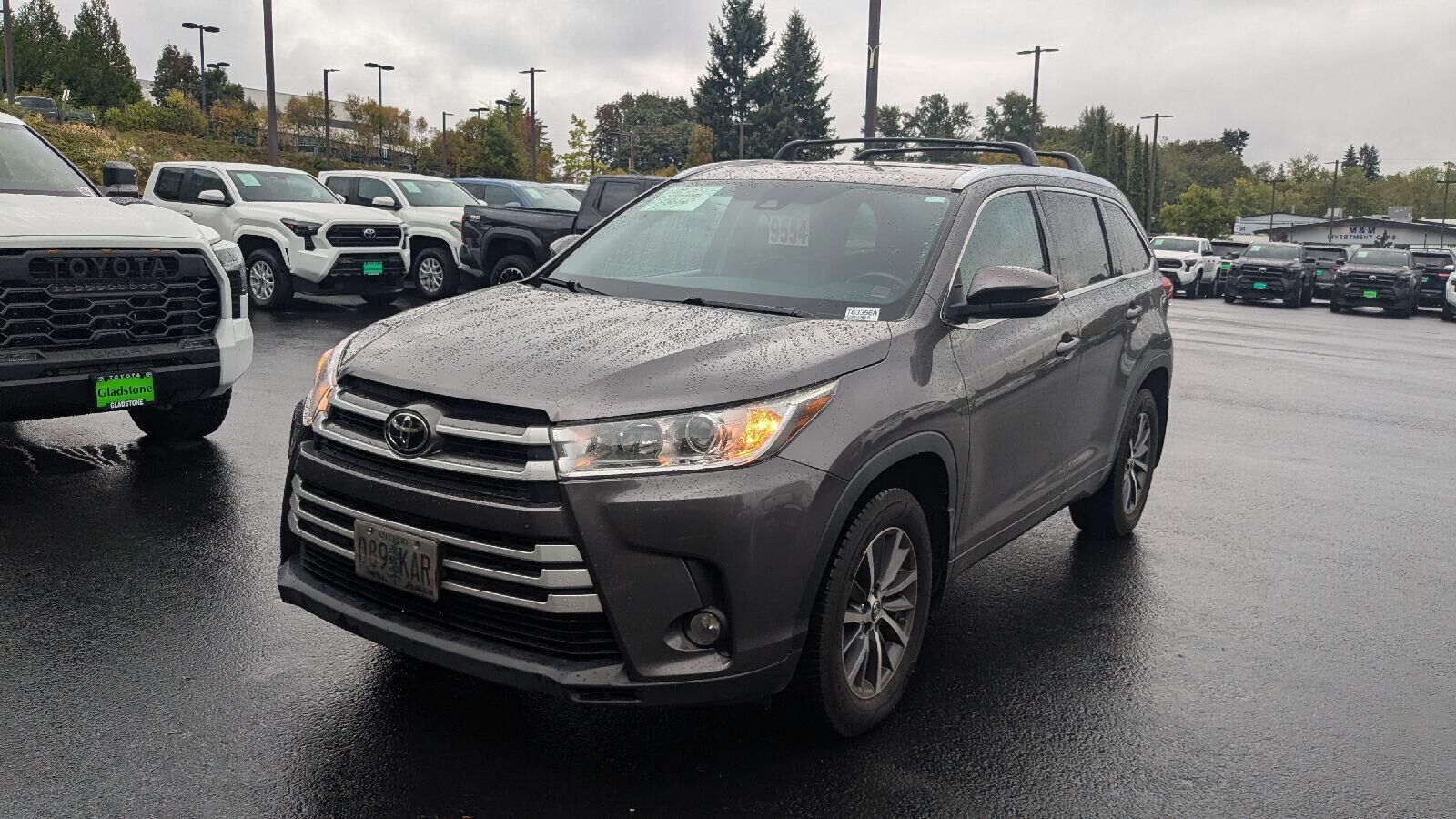 2017 TOYOTA Highlander