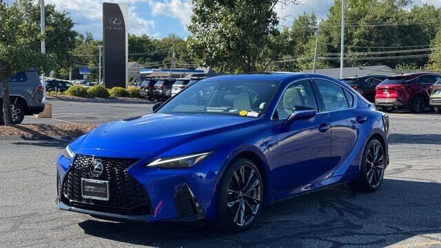 2024 LEXUS IS