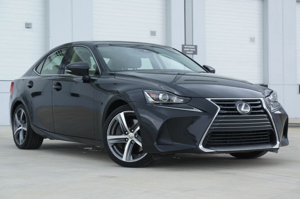 2017 Lexus IS