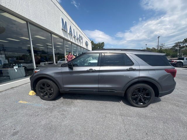 2023 FORD Explorer