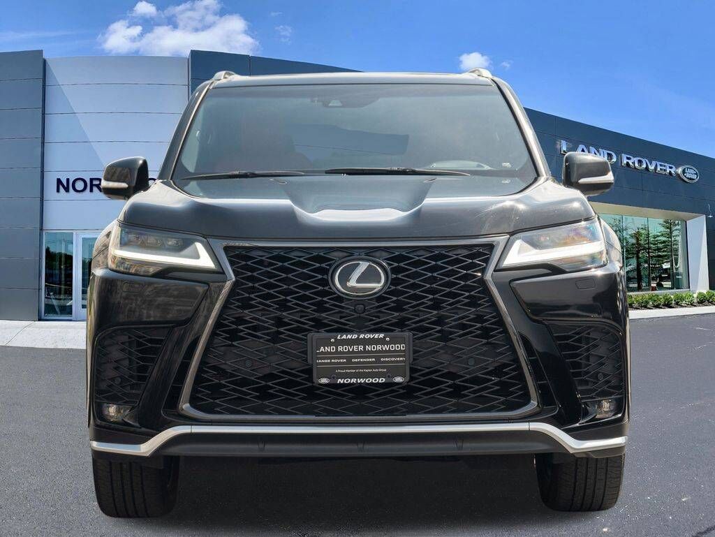 2024 Lexus LX