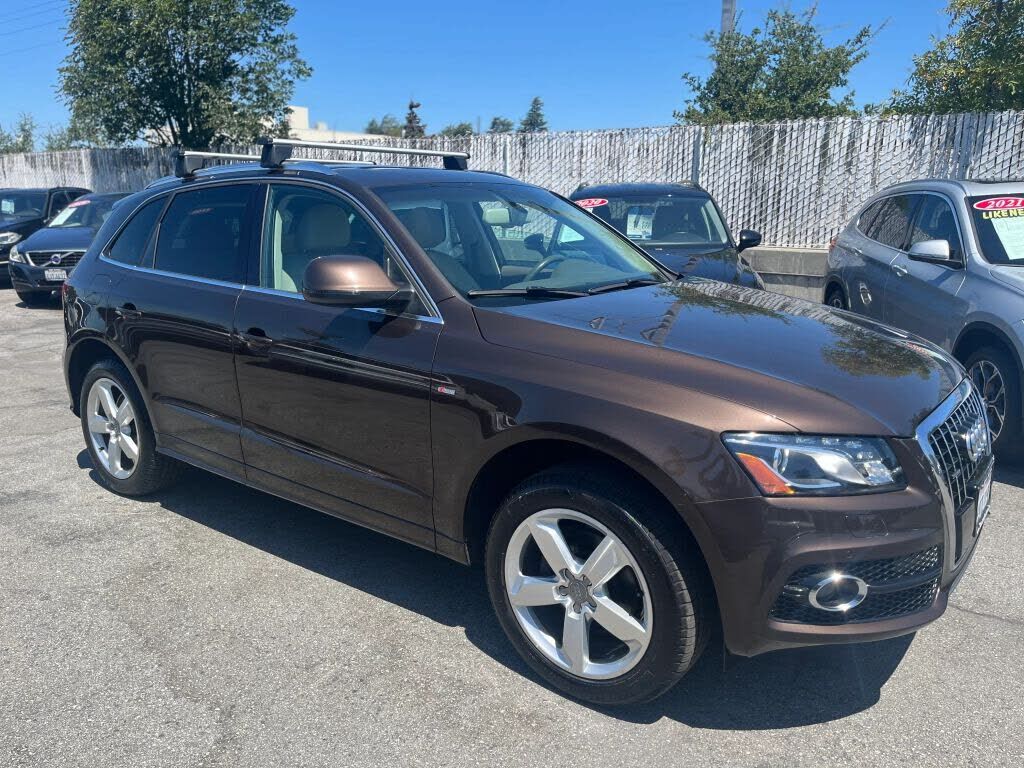 2011 AUDI Q5