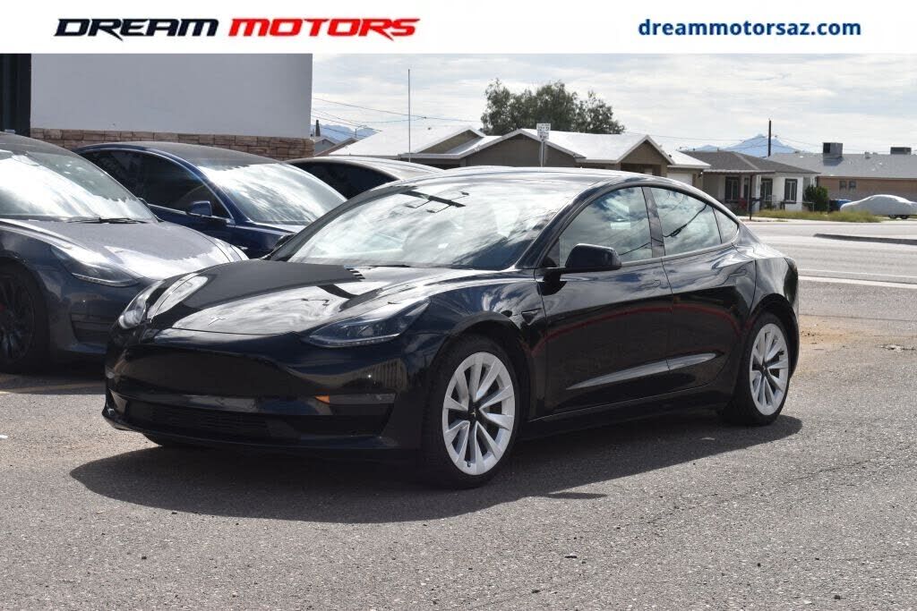 2022 TESLA Model 3