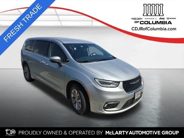 2023 CHRYSLER Pacifica