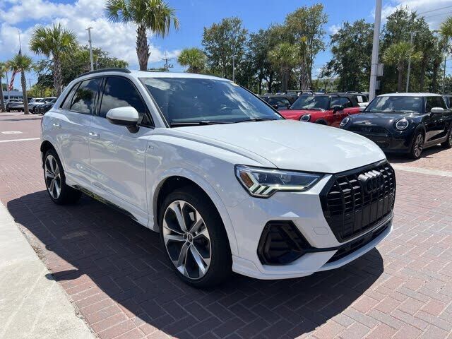 2022 Audi Q3