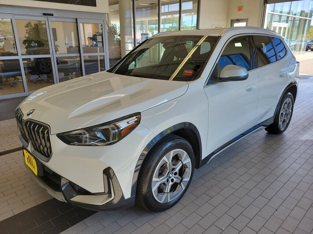 2024 BMW X1