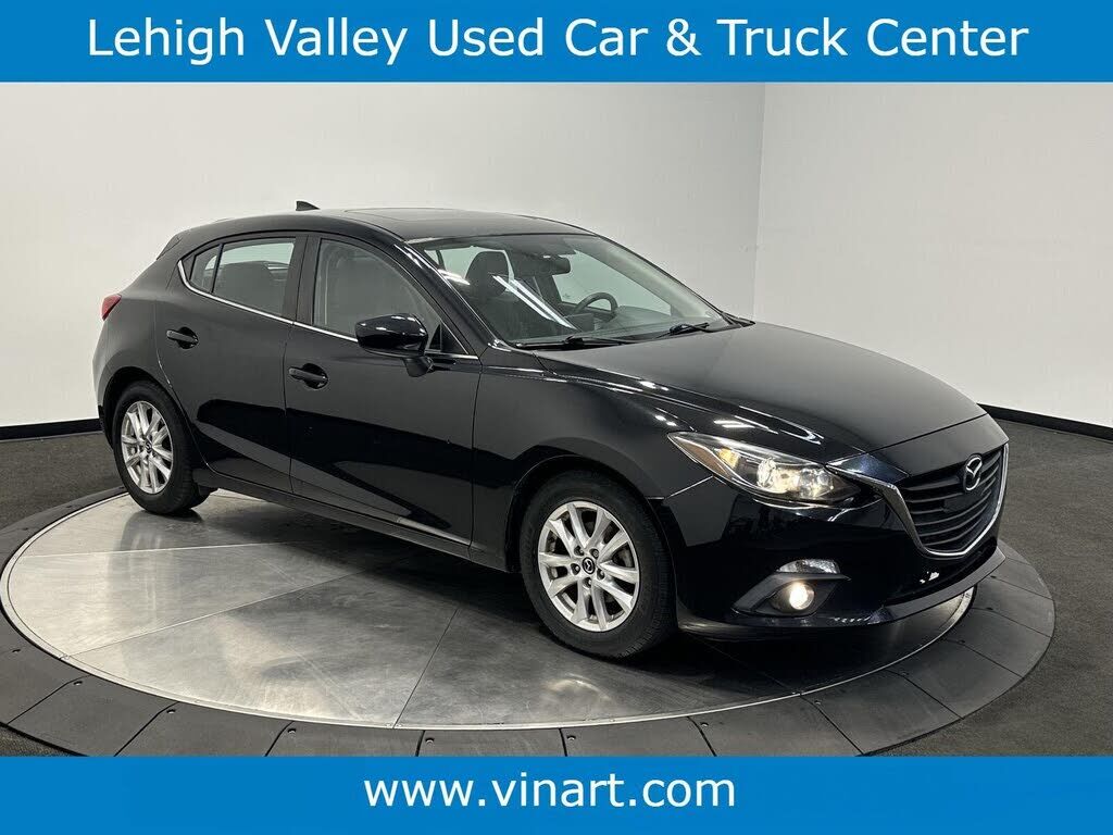 2016 MAZDA Mazda3