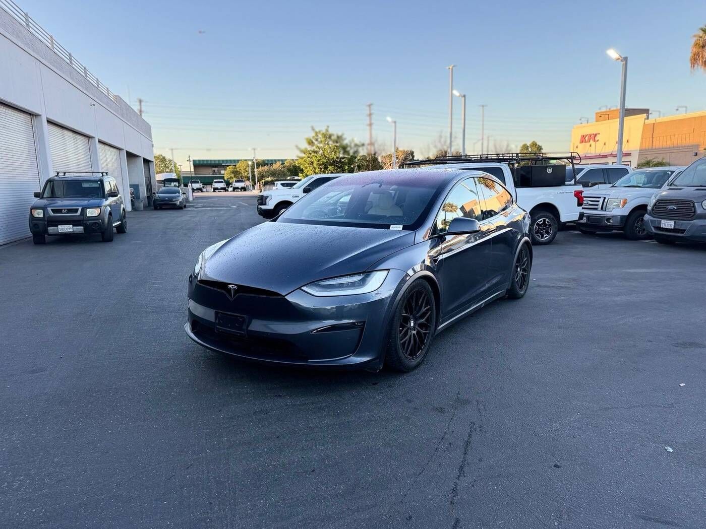2023 TESLA Model X