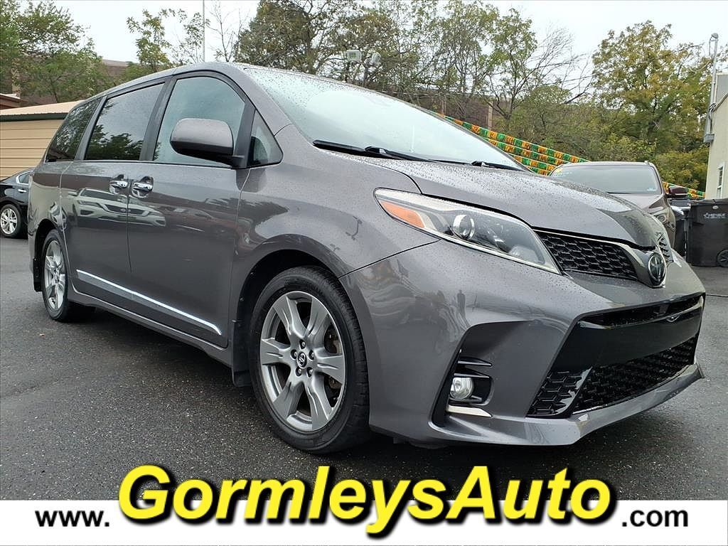 2018 TOYOTA Sienna