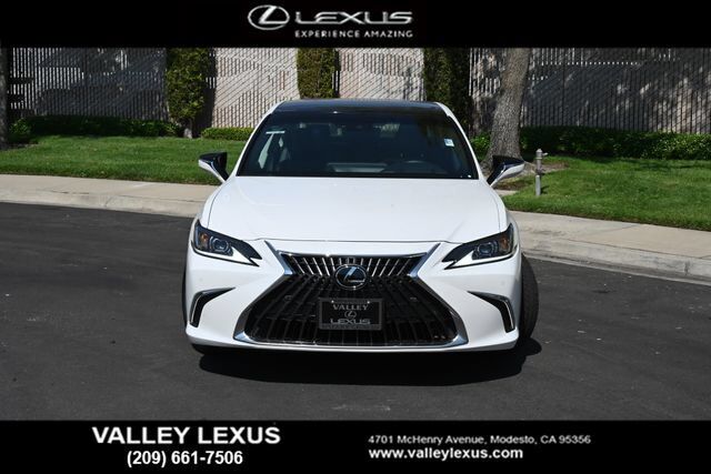 2025 Lexus ES