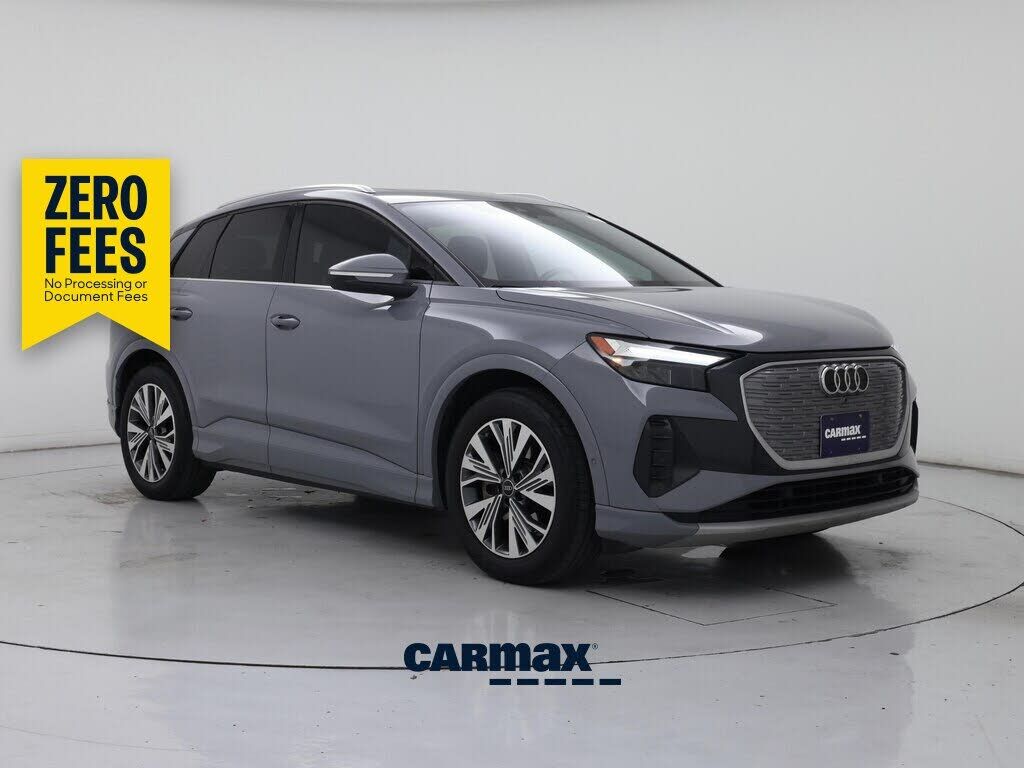 2023 AUDI Q4