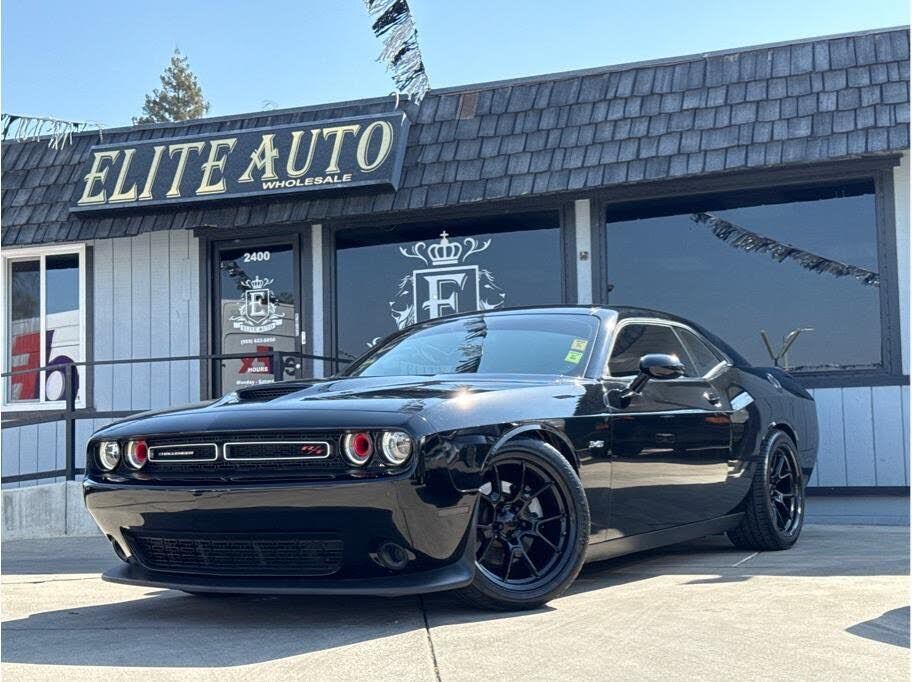 2023 DODGE Challenger