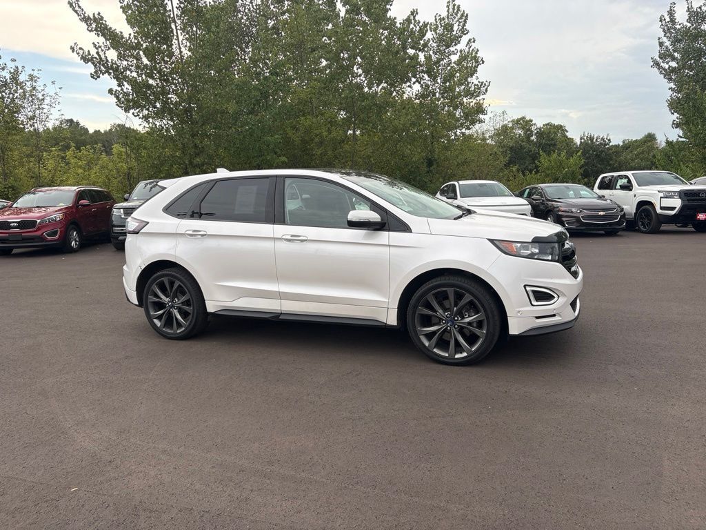 2017 FORD Edge
