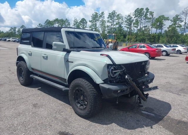 2021 FORD Bronco