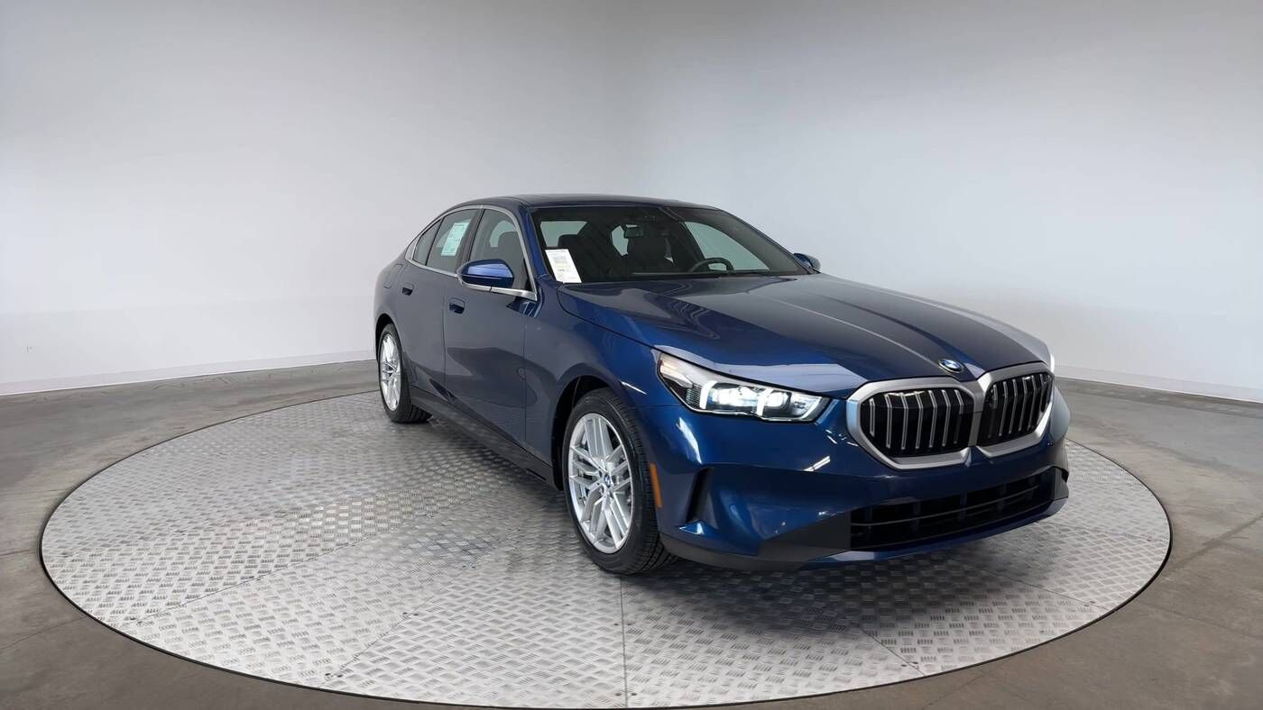 2024 BMW 530i