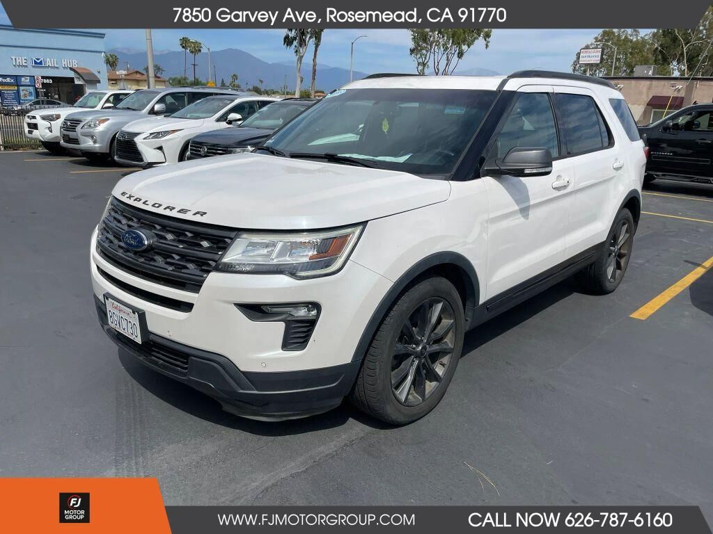 2018 FORD Explorer