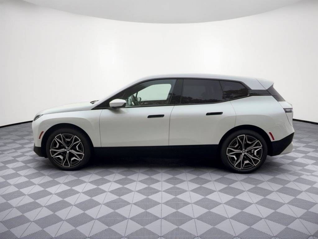 2024 BMW iX