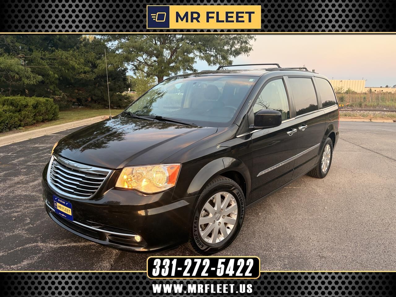 2016 CHRYSLER Town and Country