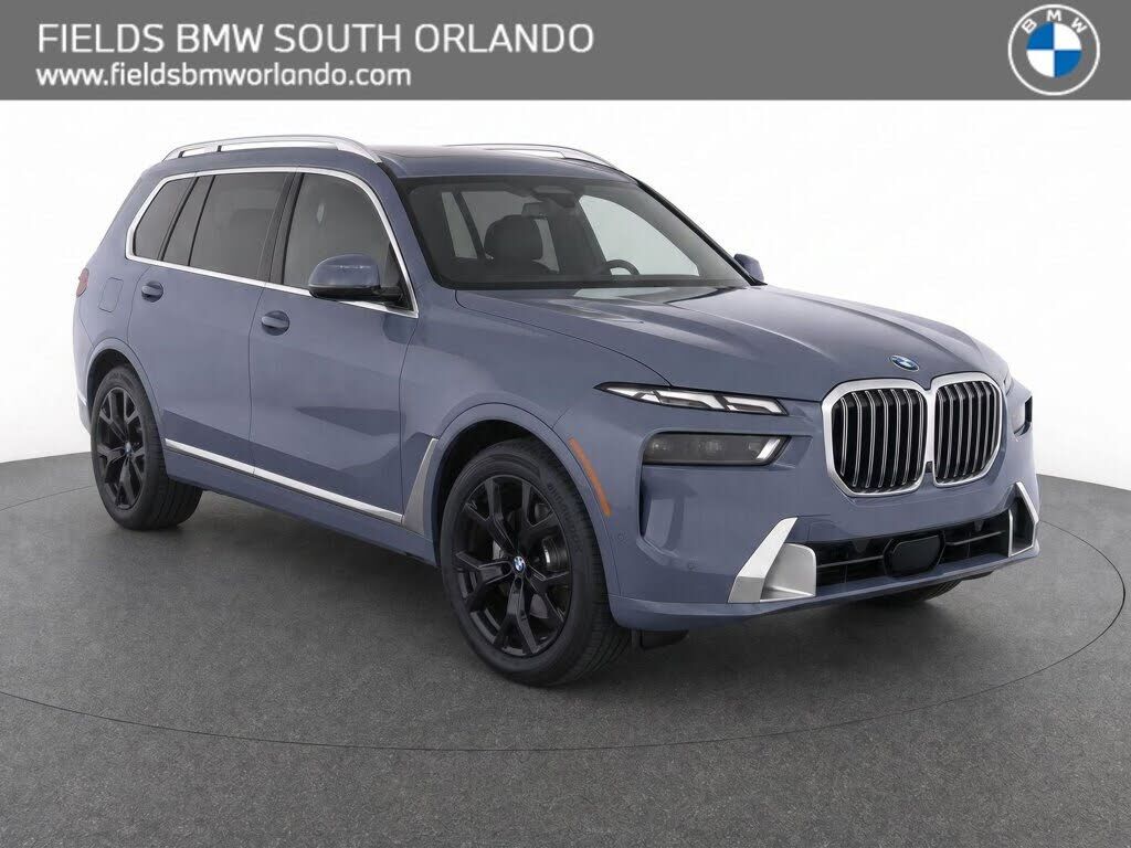 2023 BMW X7