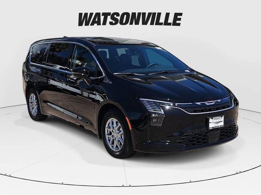 2027 CHRYSLER Pacifica
