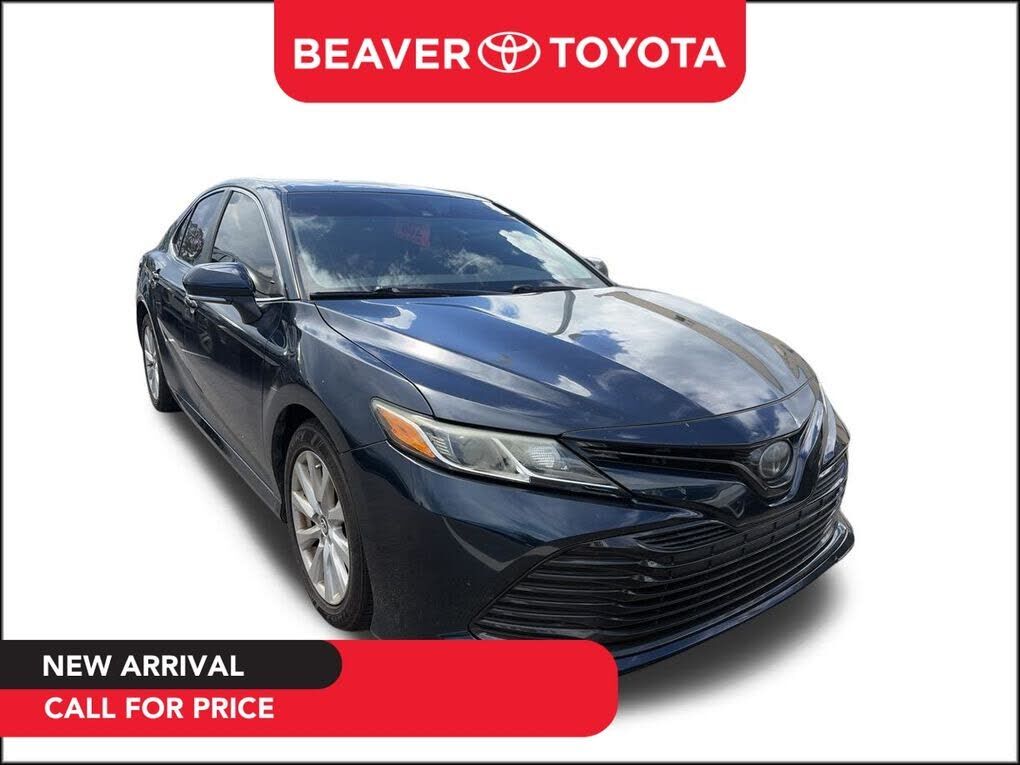 2019 TOYOTA Camry