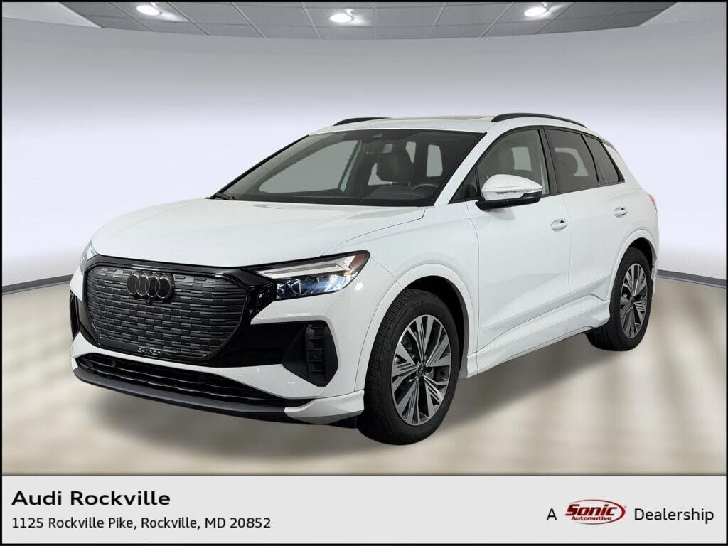 2025 AUDI Q4