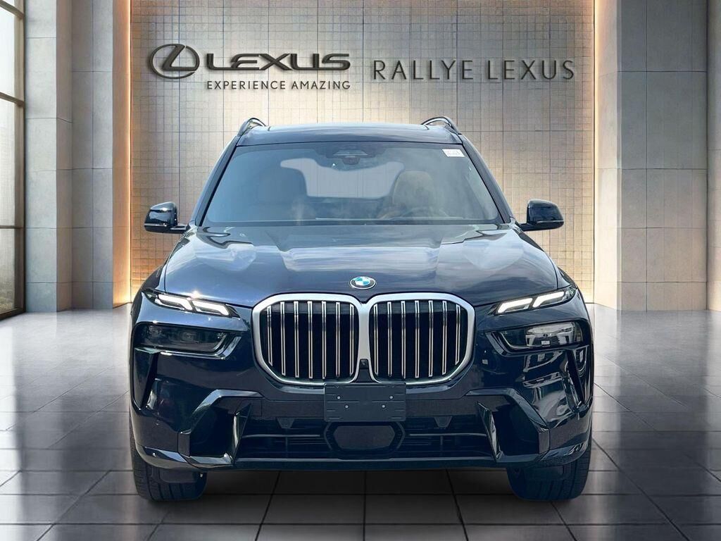 2024 BMW X7