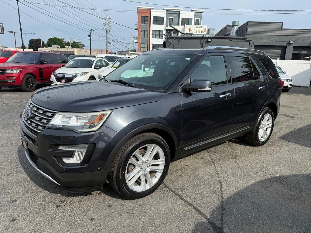 2017 FORD Explorer